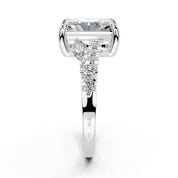 Radiant Marquise Side Stone Pavé lab-grown diamond ring in white gold / platinum