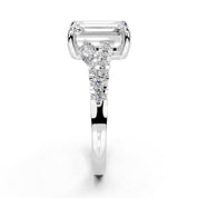 Emerald Marquise Side Stone Pavé lab-grown diamond ring in white gold / platinum