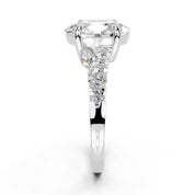 Oval Marquise Side Stone Pavé lab-grown diamond ring in white gold / platinum