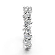Heart Eternity Band lab-grown diamond band in white gold / platinum