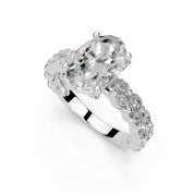 Oval Marquise Accent Band lab-grown diamond ring in white gold / platinum