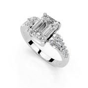 Emerald Marquise Side Stone Pavé lab-grown diamond ring in white gold / platinum