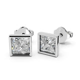 Pendientes de diamantes cultivados en laboratorio de 1 ct de talla princesa engastados en bisel