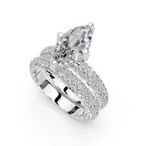 Anillo de compromiso con diamantes cultivados en laboratorio de doble fila con puntas cuadradas y corte marquesa