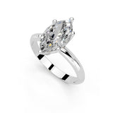 Anillo de compromiso con diamante cultivado en laboratorio de talla marquesa en solitario (2 mm de ancho)