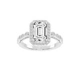 Anillo de compromiso con diamantes cultivados en laboratorio y halo de talla esmeralda
