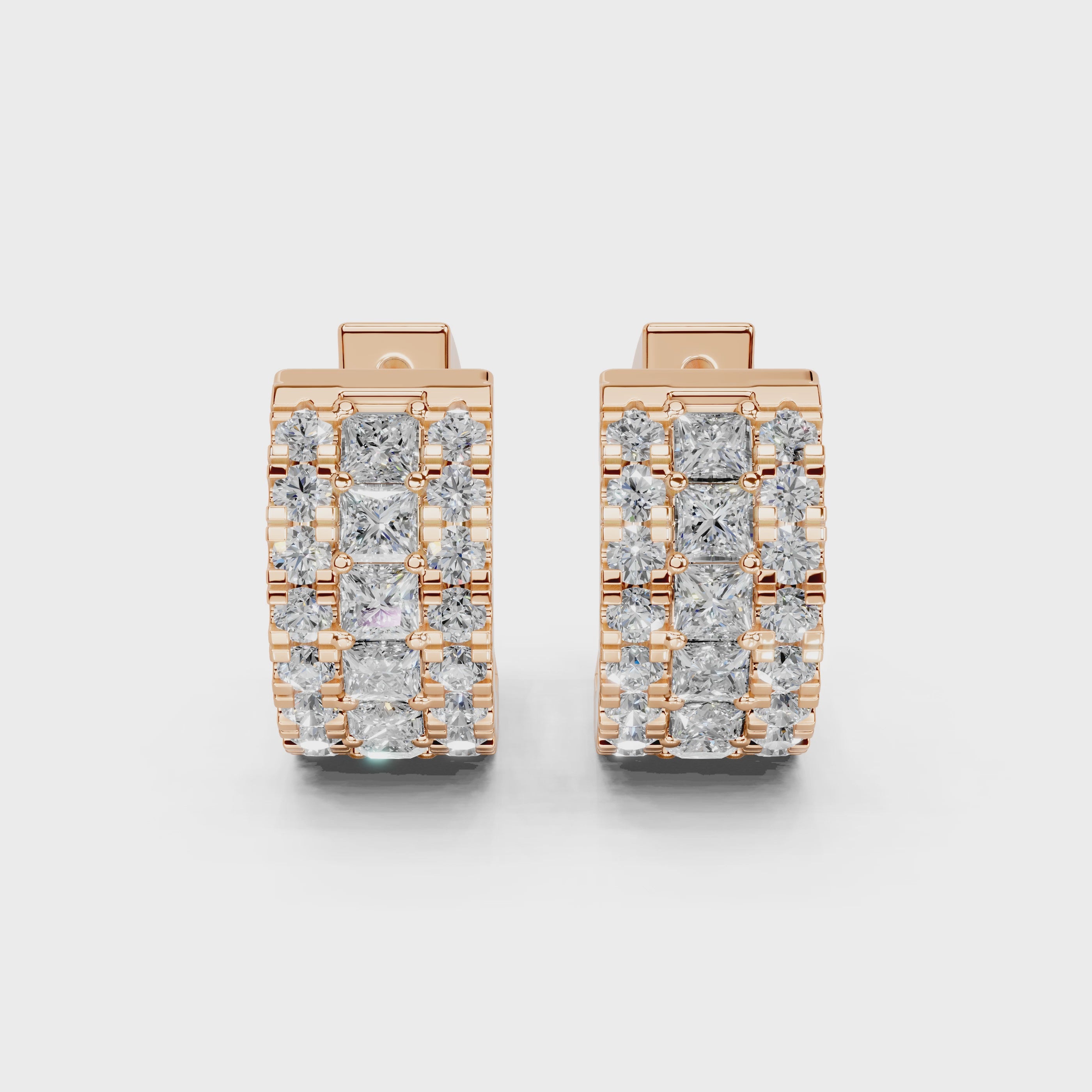 Pendientes elegantes Huggies con diamantes cultivados en laboratorio de 0,9 quilates en talla princesa y redonda