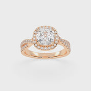 Anillo de compromiso con diamantes cultivados en laboratorio con halo de talla cojín y engaste pavé retorcido